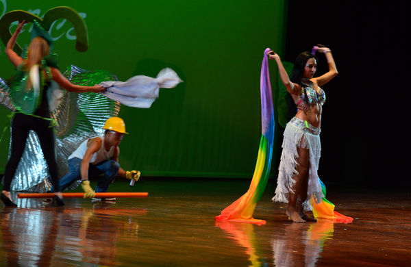  Festival Cultural Intercomunas EPM
 Festival Cultural Intercomunas EPM
Fecha: Julio 5  de 2013. Lugar: Teatro Pablo Tobón Uribe
Para descargar esta fotografía en alta resolución, haga clic sobre la imagen hasta que la misma se despliegue en la pantalla completa; luego dé clic derecho y elija la opción "guardar imagen como". 
En caso de publicación por cualquier medio, solicitamos acompañarla del crédito: "Cortesía EPM".
Palabras clave: Festival Cultural Intercomunas EPM
