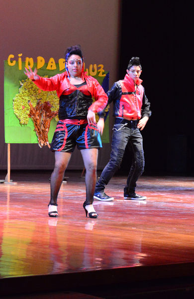 Festival Cultural Intercomunas EPM
 Festival Cultural Intercomunas EPM
Fecha: Julio 5  de 2013. Lugar: Teatro Pablo Tobón Uribe
Para descargar esta fotografía en alta resolución, haga clic sobre la imagen hasta que la misma se despliegue en la pantalla completa; luego dé clic derecho y elija la opción "guardar imagen como". 
En caso de publicación por cualquier medio, solicitamos acompañarla del crédito: "Cortesía EPM".
Palabras clave: Festival Cultural Intercomunas EPM