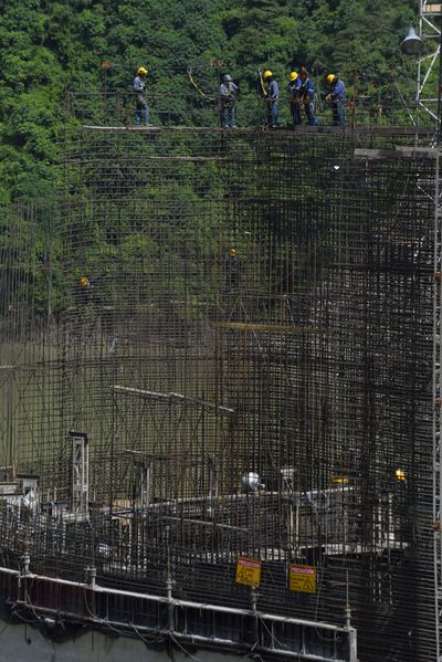 Trabajadores obra
Trabajadores en obra
Fecha: Junio 18 2018.
Para descargar esta fotografía en alta resolución, haga clic sobre la imagen hasta que la misma se despliegue en la pantalla completa; luego dé clic derecho y elija la opción "guardar imagen como". 
En caso de publicación por cualquier medio, solicitamos acompañarla del crédito: "Foto EPM"
Palabras clave: Trabajadores obra