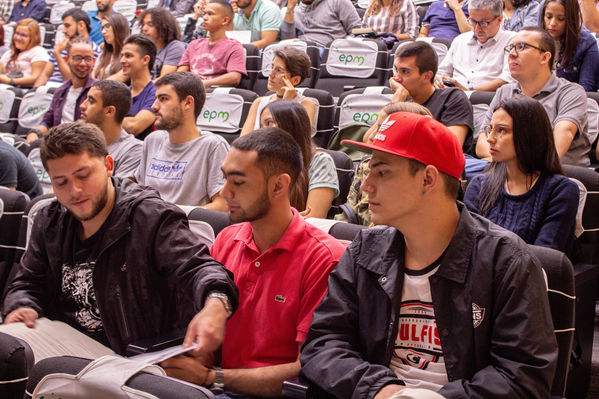 Innóvate EPM 2019
Innóvate EPM 2019
Fecha: Junio 19 de 2019. 
Para descargar esta fotografía en alta resolución, haga clic sobre la imagen hasta que la misma se despliegue en la pantalla completa; luego dé clic derecho y elija la opción "guardar imagen como". 
En caso de publicación por cualquier medio, solicitamos acompañarla del crédito: "Foto EPM"
Palabras clave: Innóvate EPM 2019