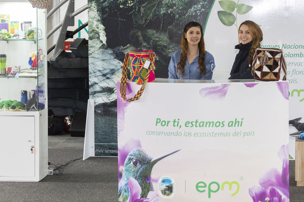 Semana Ambiental 2017
Semana Ambiental 2017
Fecha: Junio 22 de 2017
Para descargar esta fotografía en alta resolución, haga clic sobre la imagen hasta que la misma se despliegue en la pantalla completa; luego dé clic derecho y elija la opción "guardar imagen como". 
En caso de publicación por cualquier medio, solicitamos acompañarla del crédito: "Foto EPM"
Palabras clave: Semana Ambiental 2017