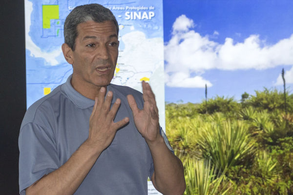 Semana Ambiental 2017
Semana Ambiental 2017
Fecha: Junio 22 de 2017
Para descargar esta fotografía en alta resolución, haga clic sobre la imagen hasta que la misma se despliegue en la pantalla completa; luego dé clic derecho y elija la opción "guardar imagen como". 
En caso de publicación por cualquier medio, solicitamos acompañarla del crédito: "Foto EPM"
Palabras clave: Semana Ambiental 2017