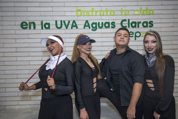 UVA Aguas Claras
UVA Aguas Claras
Fecha: Junio 21 de 2016
Para descargar esta fotografía en alta resolución, haga clic sobre la imagen hasta que la misma se despliegue en la pantalla completa; luego dé clic derecho y elija la opción "guardar imagen como". 
En caso de publicación por cualquier medio, solicitamos acompañarla del crédito: "Foto EPM"
Palabras clave: UVA Aguas Claras