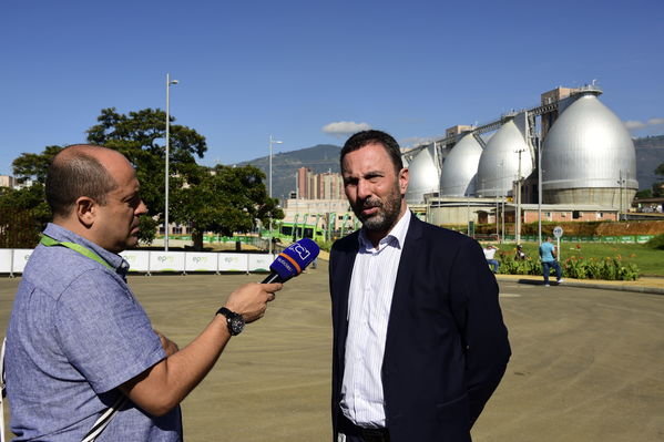 Inauguración Aguas Claras EPM
Inauguración Aguas Claras EPM
Fecha: Junio 4 2019.
Para descargar esta fotografía en alta resolución, haga clic sobre la imagen hasta que la misma se despliegue en la pantalla completa; luego dé clic derecho y elija la opción "guardar imagen como". 
En caso de publicación por cualquier medio, solicitamos acompañarla del crédito: "Foto EPM"
Palabras clave: Inauguración Aguas Claras EPM