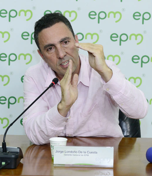 Rueda prensa contingencia Hidroituango
Rueda de prensa contingencia Hidroituango.  
Fecha: 4 Junio 2018.
Para descargar esta fotografía en alta resolución, haga clic sobre la imagen hasta que la misma se despliegue en la pantalla completa; luego dé clic derecho y elija la opción "guardar imagen como". 
En caso de publicación por cualquier medio, solicitamos acompañarla del crédito: "Foto EPM"
Palabras clave: Rueda prensa contingencia Hidroituango