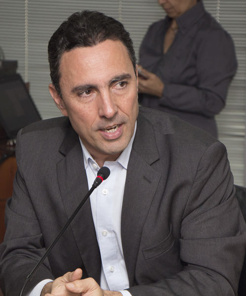 Rueda de Prensa sobre trabajos en la Central Guatapé  
Rueda de Prensa sobre trabajos en la Central Guatapé    
Fecha: Marzo 14 de 2016
Para descargar esta fotografía en alta resolución, haga clic sobre la imagen hasta que la misma se despliegue en la pantalla completa; luego dé clic derecho y elija la opción "guardar imagen como". 
En caso de publicación por cualquier medio, solicitamos acompañarla del crédito: "Foto EPM"
Palabras clave: Rueda Prensa trabajos Central Guatapé