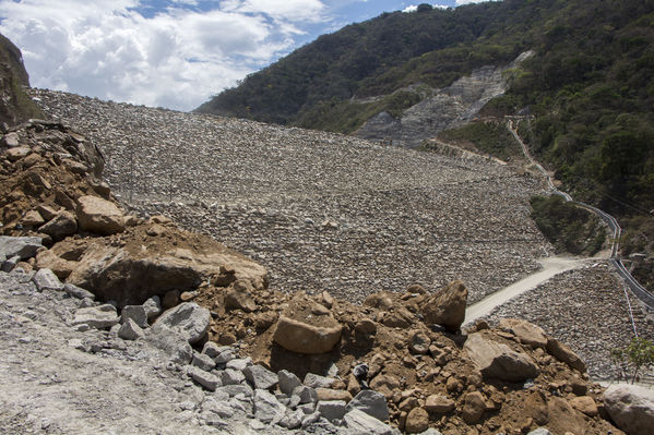 Seminario Medición cualitativa y cuantitativa de proyectos culturales
Proyecto Hidroeléctrico Ituango Avance de Obras
Fecha: Marzo 14 de 2017
Para descargar esta fotografía en alta resolución, haga clic sobre la imagen hasta que la misma se despliegue en la pantalla completa; luego dé clic derecho y elija la opción "guardar imagen como". 
En caso de publicación por cualquier medio, solicitamos acompañarla del crédito: "Foto EPM"
Palabras clave: Proyecto Hidroeléctrico Ituango Avance Obras