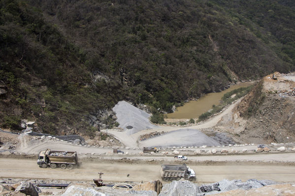 Seminario Medición cualitativa y cuantitativa de proyectos culturales
Proyecto Hidroeléctrico Ituango Avance de Obras
Fecha: Marzo 14 de 2017
Para descargar esta fotografía en alta resolución, haga clic sobre la imagen hasta que la misma se despliegue en la pantalla completa; luego dé clic derecho y elija la opción "guardar imagen como". 
En caso de publicación por cualquier medio, solicitamos acompañarla del crédito: "Foto EPM"
Palabras clave: Proyecto Hidroeléctrico Ituango Avance Obras