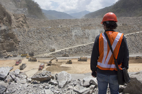 Visita Periodistas Proyecto Hidroituango
Visita de Periodistas al Proyecto de Hidroituango
Fecha: Marzo 14 de 2017
Para descargar esta fotografía en alta resolución, haga clic sobre la imagen hasta que la misma se despliegue en la pantalla completa; luego dé clic derecho y elija la opción "guardar imagen como". 
En caso de publicación por cualquier medio, solicitamos acompañarla del crédito: "Foto EPM"
Palabras clave: Visita Periodistas Proyecto Hidroituango