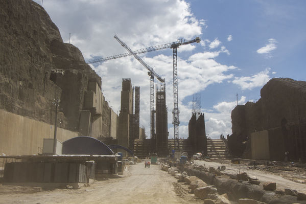 Proyecto Hidroeléctrico Ituango Avance de Obras
Proyecto Hidroeléctrico Ituango Avance de Obras
Fecha: Marzo 14 de 2017
Para descargar esta fotografía en alta resolución, haga clic sobre la imagen hasta que la misma se despliegue en la pantalla completa; luego dé clic derecho y elija la opción "guardar imagen como". 
En caso de publicación por cualquier medio, solicitamos acompañarla del crédito: "Foto EPM"
Palabras clave: Proyecto Hidroeléctrico Ituango Avance Obras