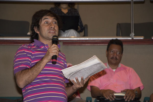 Reunión con alcaldes de Antioquia  
Reunión con alcaldes de Antioquia    
Fecha: Marzo 16 de 2016
Para descargar esta fotografía en alta resolución, haga clic sobre la imagen hasta que la misma se despliegue en la pantalla completa; luego dé clic derecho y elija la opción "guardar imagen como". 
En caso de publicación por cualquier medio, solicitamos acompañarla del crédito: "Foto EPM"
Palabras clave: Reunión alcaldes Antioquia