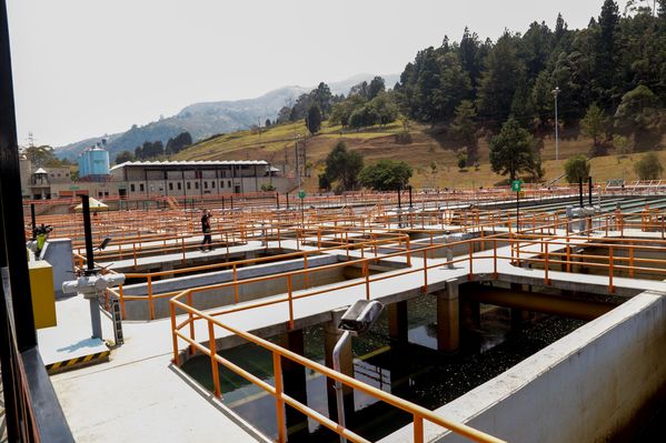 Día internacional del agua
Día internacional del agua
Fecha: Marzo 17 de 2015. Lugar: Medellín, Planta de potabilización Manantiales
Para descargar esta fotografía en alta resolución, haga clic sobre la imagen hasta que la misma se despliegue en la pantalla completa; luego dé clic derecho y elija la opción "guardar imagen como". 
En caso de publicación por cualquier medio, solicitamos acompañarla del crédito: "Foto EPM"

Palabras clave: Día internacional agua
