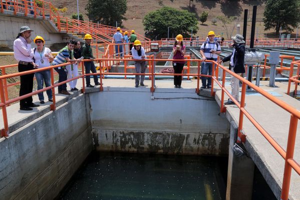 Día internacional del agua
Día internacional del agua
Fecha: Marzo 17 de 2015. Lugar: Medellín, Planta de potabilización Manantiales
Para descargar esta fotografía en alta resolución, haga clic sobre la imagen hasta que la misma se despliegue en la pantalla completa; luego dé clic derecho y elija la opción "guardar imagen como". 
En caso de publicación por cualquier medio, solicitamos acompañarla del crédito: "Foto EPM"

Palabras clave: Día internacional agua
