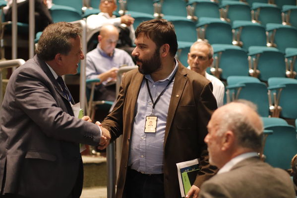 Foro de ACOFI
Foro de ACOFI
marzo 28 2019
Para descargar esta fotografía en alta resolución, haga clic sobre la imagen hasta que la misma se despliegue en la pantalla completa; luego dé clic derecho y elija la opción "guardar imagen como". 
En caso de publicación por cualquier medio, solicitamos acompañarla del crédito: "Foto EPM
Palabras clave: Foro de ACOFI