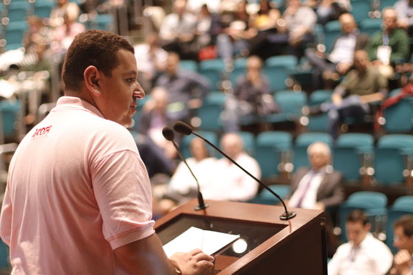 Foro de ACOFI
Foro de ACOFI
marzo 28 2019
Para descargar esta fotografía en alta resolución, haga clic sobre la imagen hasta que la misma se despliegue en la pantalla completa; luego dé clic derecho y elija la opción "guardar imagen como". 
En caso de publicación por cualquier medio, solicitamos acompañarla del crédito: "Foto EPM
Palabras clave: Foro de ACOFI