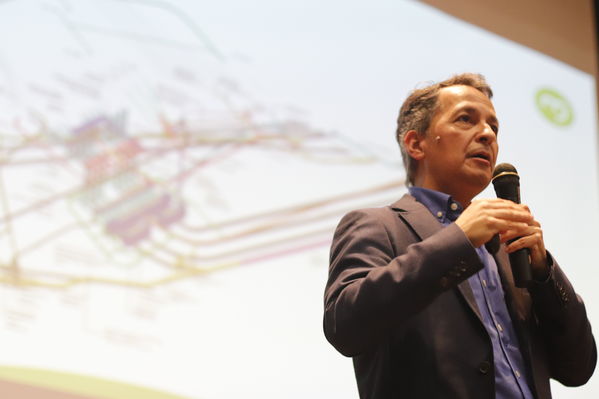 Foro de ACOFI
Foro de ACOFI
marzo 28 2019
Para descargar esta fotografía en alta resolución, haga clic sobre la imagen hasta que la misma se despliegue en la pantalla completa; luego dé clic derecho y elija la opción "guardar imagen como". 
En caso de publicación por cualquier medio, solicitamos acompañarla del crédito: "Foto EPM
Palabras clave: Foro de ACOFI