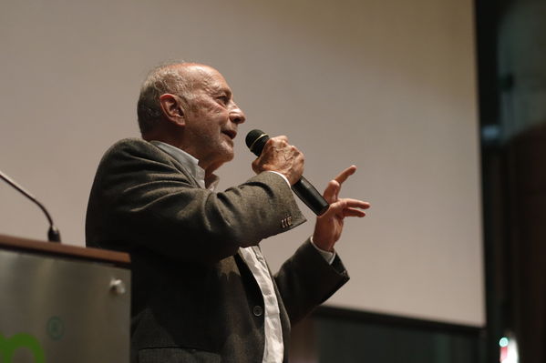 Foro de ACOFI
Foro de ACOFI
marzo 28 2019
Para descargar esta fotografía en alta resolución, haga clic sobre la imagen hasta que la misma se despliegue en la pantalla completa; luego dé clic derecho y elija la opción "guardar imagen como". 
En caso de publicación por cualquier medio, solicitamos acompañarla del crédito: "Foto EPM"
Palabras clave: Foro de ACOFI