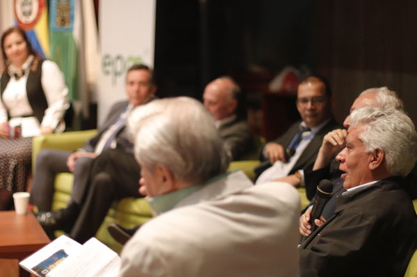 Foro de ACOFI
Foro de ACOFI
marzo 28 2019
Para descargar esta fotografía en alta resolución, haga clic sobre la imagen hasta que la misma se despliegue en la pantalla completa; luego dé clic derecho y elija la opción "guardar imagen como". 
En caso de publicación por cualquier medio, solicitamos acompañarla del crédito: "Foto EPM"
Palabras clave: Foro de ACOFI