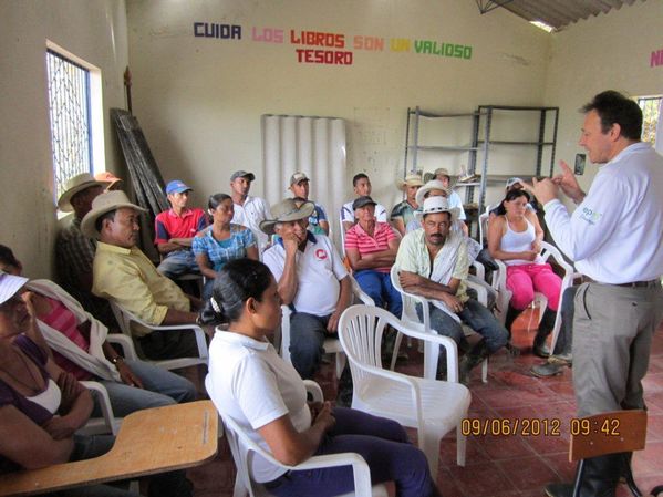 Proyectos Educativos Ituango
Proyectos Educativos Ituango
Fecha: Mayo 23 de 2016
Para descargar esta fotografía en alta resolución, haga clic sobre la imagen hasta que la misma se despliegue en la pantalla completa; luego dé clic derecho y elija la opción "guardar imagen como". 
En caso de publicación por cualquier medio, solicitamos acompañarla del crédito: "Foto EPM"
Palabras clave: Proyectos Educativos Ituango