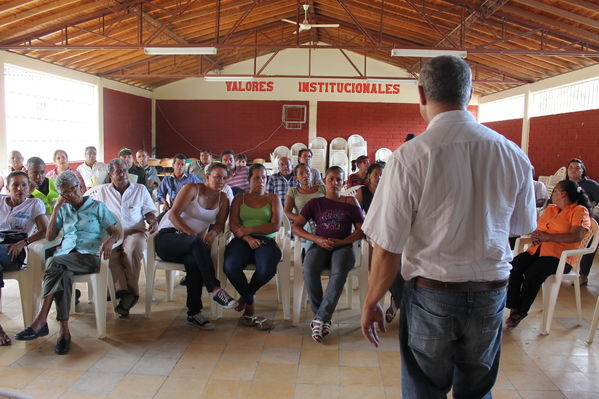 Proyectos Educativos Ituango
Proyectos Educativos Ituango
Fecha: Mayo 23 de 2016
Para descargar esta fotografía en alta resolución, haga clic sobre la imagen hasta que la misma se despliegue en la pantalla completa; luego dé clic derecho y elija la opción "guardar imagen como". 
En caso de publicación por cualquier medio, solicitamos acompañarla del crédito: "Foto EPM"
Palabras clave: Proyectos Educativos Ituango