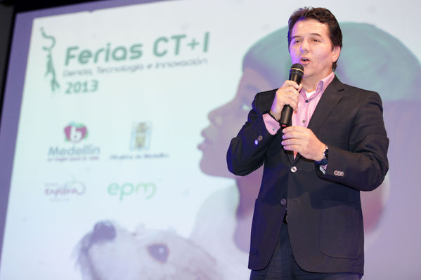 Lanzamiento de las Ferias de Ciencia, Tecnología e Innovación
Lanzamiento de las Ferias de Ciencia, Tecnología e Innovación.
Fecha: Mayo 24 de 2013. Lugar: Parque Explora.
Para descargar esta fotografía en alta resolución, haga clic sobre la imagen hasta que la misma se despliegue en la pantalla completa; luego dé clic derecho y elija la opción "guardar imagen como". 
En caso de publicación por cualquier medio, solicitamos acompañarla del crédito: "Cortesía EPM".
Palabras clave: Lanzamiento Ferias Ciencia Tecnología Innovación Carlos Alberto Grisales