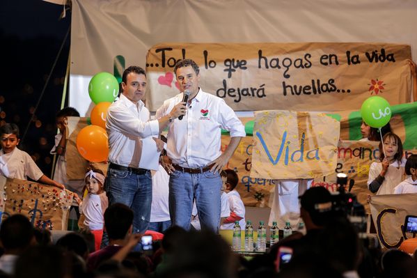 UVA La Libertad  
UVA La Libertad  
Fecha: Mayo 29 de 2015
Para descargar esta fotografía en alta resolución, haga clic sobre la imagen hasta que la misma se despliegue en la pantalla completa; luego dé clic derecho y elija la opción "guardar imagen como". 
En caso de publicación por cualquier medio, solicitamos acompañarla del crédito: "Foto EPM"
Palabras clave: UVA Libertad