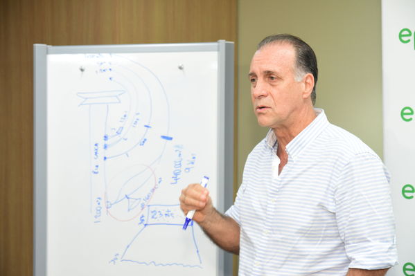 Rueda Prensa Contingencia Hidroituango Mayo 4
Fecha: Mayo 4 2018.
Rueda Prensa Contingencia Hidroituango. 
Para descargar esta fotografía en alta resolución, haga clic sobre la imagen hasta que la misma se despliegue en la pantalla completa; luego dé clic derecho y elija la opción "guardar imagen como". 
En caso de publicación por cualquier medio, solicitamos acompañarla del crédito: "Foto EPM"
Palabras clave: Rueda Prensa Contingencia Hidroituango Mayo 4