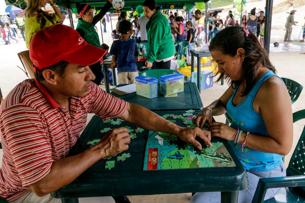 Fiestas de Nuestro Río
Fiestas de Nuestro Río
Fecha: Noviembre 13 de 2015. Lugar: Parque de los deseos
Para descargar esta fotografía en alta resolución, haga clic sobre la imagen hasta que la misma se despliegue en la pantalla completa; luego dé clic derecho y elija la opción "guardar imagen como". 
En caso de publicación por cualquier medio, solicitamos acompañarla del crédito: "Foto EPM"

Palabras clave: Fiestas Nuestro Río