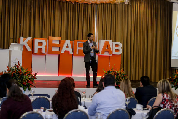 Congreso de Auditoría
Congreso de Auditoría
Fecha: Noviembre 17 de 2015. Lugar: Medellín, Hotel Intercontinental
Para descargar esta fotografía en alta resolución, haga clic sobre la imagen hasta que la misma se despliegue en la pantalla completa; luego dé clic derecho y elija la opción "guardar imagen como". 
En caso de publicación por cualquier medio, solicitamos acompañarla del crédito: "Foto EPM"
Palabras clave: Congreso Auditoría