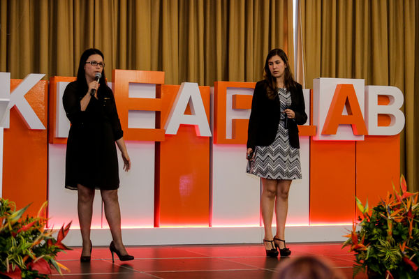 Congreso de Auditoría
Congreso de Auditoría
Fecha: Noviembre 17 de 2015. Lugar: Medellín, Hotel Intercontinental
Para descargar esta fotografía en alta resolución, haga clic sobre la imagen hasta que la misma se despliegue en la pantalla completa; luego dé clic derecho y elija la opción "guardar imagen como". 
En caso de publicación por cualquier medio, solicitamos acompañarla del crédito: "Foto EPM"
Palabras clave: Congreso Auditoría