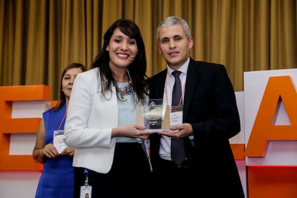 Congreso de Auditoría
Congreso de Auditoría
Fecha: Noviembre 17 de 2015. Lugar: Medellín, Hotel Intercontinental
Para descargar esta fotografía en alta resolución, haga clic sobre la imagen hasta que la misma se despliegue en la pantalla completa; luego dé clic derecho y elija la opción "guardar imagen como". 
En caso de publicación por cualquier medio, solicitamos acompañarla del crédito: "Foto EPM"
Palabras clave: Congreso Auditoría