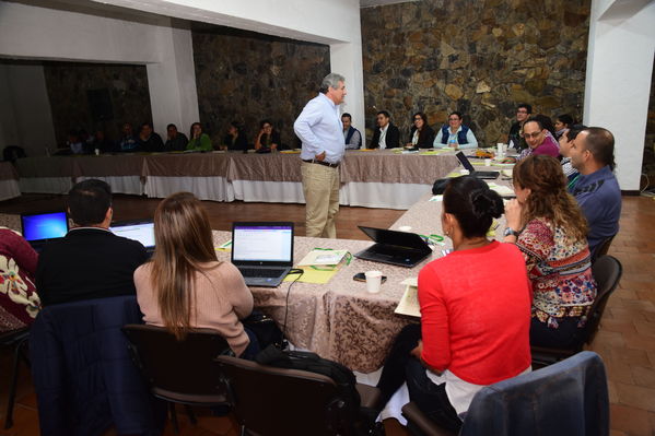 Encuentro de Contadores Grupo EPM
Encuentro de Contadores Grupo EPM
Fecha: Noviembre 17 de 2017
Para descargar esta fotografía en alta resolución, haga clic sobre la imagen hasta que la misma se despliegue en la pantalla completa; luego dé clic derecho y elija la opción "guardar imagen como". 
En caso de publicación por cualquier medio, solicitamos acompañarla del crédito: "Foto EPM"
Palabras clave: Encuentro de Contadores Grupo EPM