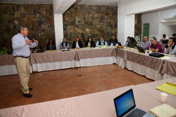 Encuentro de Contadores Grupo EPM
Encuentro de Contadores Grupo EPM
Fecha: Noviembre 17 de 2017
Para descargar esta fotografía en alta resolución, haga clic sobre la imagen hasta que la misma se despliegue en la pantalla completa; luego dé clic derecho y elija la opción "guardar imagen como". 
En caso de publicación por cualquier medio, solicitamos acompañarla del crédito: "Foto EPM"
Palabras clave: Encuentro de Contadores Grupo EPM