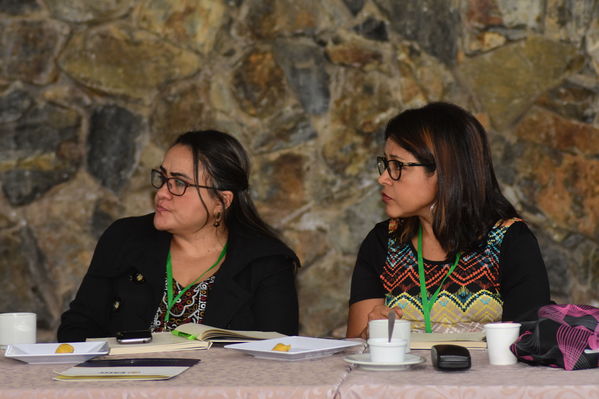 Encuentro de Contadores Grupo EPM
Encuentro de Contadores Grupo EPM
Fecha: Noviembre 17 de 2017
Para descargar esta fotografía en alta resolución, haga clic sobre la imagen hasta que la misma se despliegue en la pantalla completa; luego dé clic derecho y elija la opción "guardar imagen como". 
En caso de publicación por cualquier medio, solicitamos acompañarla del crédito: "Foto EPM"
Palabras clave: Encuentro de Contadores Grupo EPM