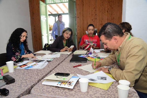Encuentro de Contadores Grupo EPM
Encuentro de Contadores Grupo EPM
Fecha: Noviembre 17 de 2017
Para descargar esta fotografía en alta resolución, haga clic sobre la imagen hasta que la misma se despliegue en la pantalla completa; luego dé clic derecho y elija la opción "guardar imagen como". 
En caso de publicación por cualquier medio, solicitamos acompañarla del crédito: "Foto EPM"
Palabras clave: Encuentro de Contadores Grupo EPM