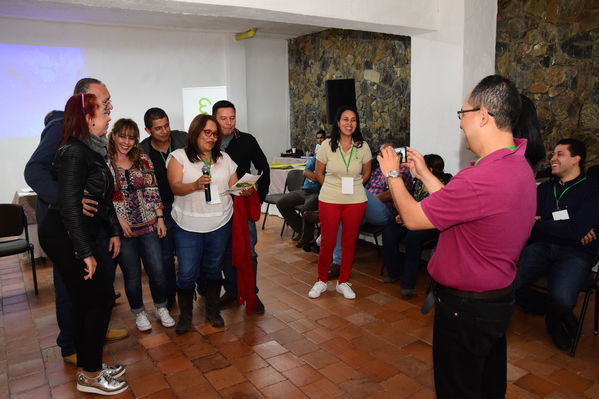 Encuentro de Contadores Grupo EPM
Encuentro de Contadores Grupo EPM
Fecha: Noviembre 17 de 2017
Para descargar esta fotografía en alta resolución, haga clic sobre la imagen hasta que la misma se despliegue en la pantalla completa; luego dé clic derecho y elija la opción "guardar imagen como". 
En caso de publicación por cualquier medio, solicitamos acompañarla del crédito: "Foto EPM"
Palabras clave: Encuentro de Contadores Grupo EPM