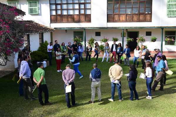 Encuentro de Contadores Grupo EPM
Encuentro de Contadores Grupo EPM
Fecha: Noviembre 17 de 2017
Para descargar esta fotografía en alta resolución, haga clic sobre la imagen hasta que la misma se despliegue en la pantalla completa; luego dé clic derecho y elija la opción "guardar imagen como". 
En caso de publicación por cualquier medio, solicitamos acompañarla del crédito: "Foto EPM"
Palabras clave: Encuentro de Contadores Grupo EPM