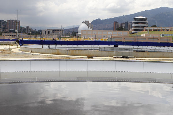 Planta Aguas Claras
Planta Aguas Claras
Noviembre 2 2018
Para descargar esta fotografía en alta resolución, haga clic sobre la imagen hasta que la misma se despliegue en la pantalla completa; luego dé clic derecho y elija la opción "guardar imagen como". 
En caso de publicación por cualquier medio, solicitamos acompañarla del crédito: "Foto EPM"
Palabras clave: Planta Aguas Claras