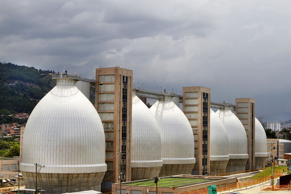 Planta Aguas Claras
Planta Aguas Claras
Noviembre 2 2018
Para descargar esta fotografía en alta resolución, haga clic sobre la imagen hasta que la misma se despliegue en la pantalla completa; luego dé clic derecho y elija la opción "guardar imagen como". 
En caso de publicación por cualquier medio, solicitamos acompañarla del crédito: "Foto EPM"
Palabras clave: Planta Aguas Claras