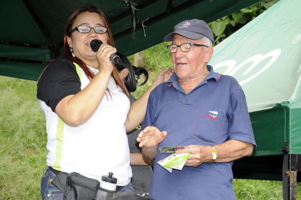 Día del Cliente – Ducha Pedagógica  
Día del Cliente – Ducha Pedagógica   
Fecha: Noviembre 21 de 2015. Lugar: Parque lineal sector El Carmelo. Comuna 1
Para descargar esta fotografía en alta resolución, haga clic sobre la imagen hasta que la misma se despliegue en la pantalla completa; luego dé clic derecho y elija la opción "guardar imagen como". 
En caso de publicación por cualquier medio, solicitamos acompañarla del crédito: "Foto EPM"
Palabras clave: Día Cliente Ducha Pedagógica
