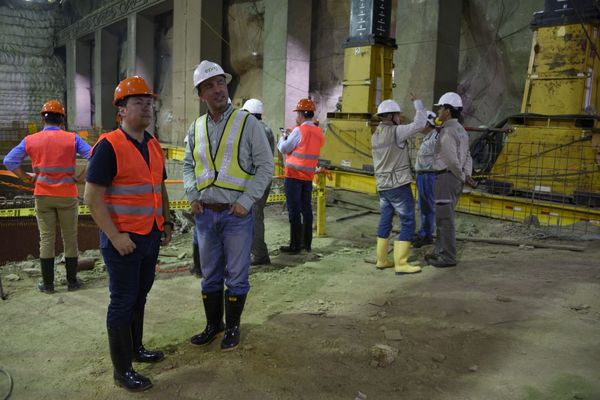 Comisiones empalme proyecto Ituango
Comisiones de empalme proyecto Ituango
Fecha: Noviembre 27 2019 
Para descargar esta fotografía en alta resolución, haga clic sobre la imagen hasta que la misma se despliegue en la pantalla completa; luego dé clic derecho y elija la opción "guardar imagen como". 
En caso de publicación por cualquier medio, solicitamos acompañarla del crédito: "Foto EPM"
Palabras clave: Comisiones empalme proyecto Ituango