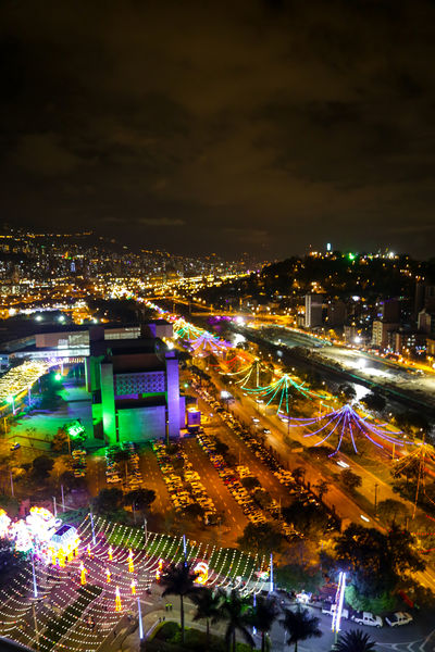 Encendido del Alumbrado Navideño 2015 
Encendido del Alumbrado Navideño 2015   
Fecha: Noviembre 28 de 2015. Lugar: Medellín, Parque de los Pies Descalzos
Para descargar esta fotografía en alta resolución, haga clic sobre la imagen hasta que la misma se despliegue en la pantalla completa; luego dé clic derecho y elija la opción "guardar imagen como". 
En caso de publicación por cualquier medio, solicitamos acompañarla del crédito: "Foto EPM"
Palabras clave: Encendido Alumbrado Navideño 2015