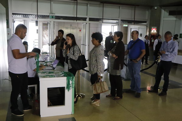 Foro Regional Ambiental del proyecto hidroeléctrico Ituango
Foro Regional Ambiental del proyecto hidroeléctrico Ituango
Fecha: Noviembre 9 de 2017
Para descargar esta fotografía en alta resolución, haga clic sobre la imagen hasta que la misma se despliegue en la pantalla completa; luego dé clic derecho y elija la opción "guardar imagen como". 
En caso de publicación por cualquier medio, solicitamos acompañarla del crédito: "Foto EPM"
Palabras clave: Foro Regional Ambiental del proyecto hidroeléctrico Ituango