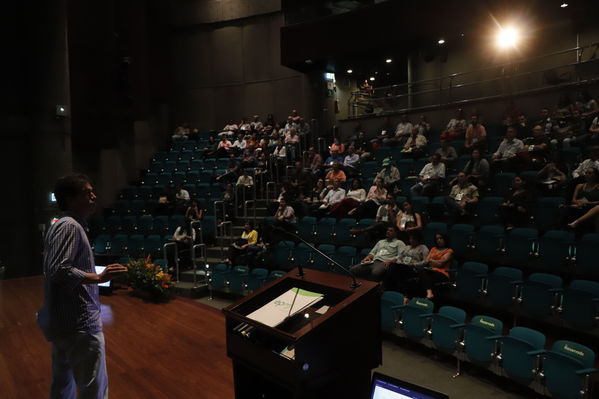 Foro Regional Ambiental del proyecto hidroeléctrico Ituango
Foro Regional Ambiental del proyecto hidroeléctrico Ituango
Fecha: Noviembre 9 de 2017
Para descargar esta fotografía en alta resolución, haga clic sobre la imagen hasta que la misma se despliegue en la pantalla completa; luego dé clic derecho y elija la opción "guardar imagen como". 
En caso de publicación por cualquier medio, solicitamos acompañarla del crédito: "Foto EPM"
Palabras clave: Foro Regional Ambiental del proyecto hidroeléctrico Ituango