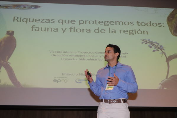 Foro Regional Ambiental del proyecto hidroeléctrico Ituango
Foro Regional Ambiental del proyecto hidroeléctrico Ituango
Fecha: Noviembre 9 de 2017
Para descargar esta fotografía en alta resolución, haga clic sobre la imagen hasta que la misma se despliegue en la pantalla completa; luego dé clic derecho y elija la opción "guardar imagen como". 
En caso de publicación por cualquier medio, solicitamos acompañarla del crédito: "Foto EPM"

Palabras clave: Foro Regional Ambiental del proyecto hidroeléctrico Ituango
