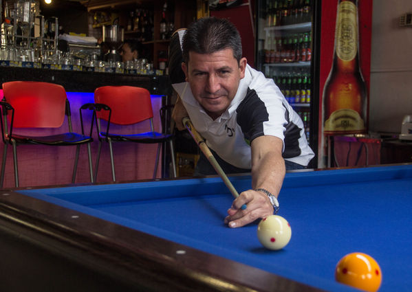 Juegos Deportivos y Recreativos
Juegos Deportivos y Recreativos
Fecha: Octubre 11 de 2014
Para descargar esta fotografía en alta resolución, haga clic sobre la imagen hasta que la misma se despliegue en la pantalla completa; luego dé clic derecho y elija la opción "guardar imagen como". 
En caso de publicación por cualquier medio, solicitamos acompañarla del crédito: "Foto EPM"
Palabras clave: Juegos Deportivos Recreativos Billares