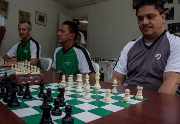 Juegos Deportivos y Recreativos
Juegos Deportivos y Recreativos
Fecha: Octubre 11 de 2014
Para descargar esta fotografía en alta resolución, haga clic sobre la imagen hasta que la misma se despliegue en la pantalla completa; luego dé clic derecho y elija la opción "guardar imagen como". 
En caso de publicación por cualquier medio, solicitamos acompañarla del crédito: "Foto EPM"
Palabras clave: Juegos Deportivos Recreativos Ajedrez