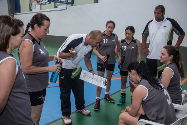 Juegos Deportivos y Recreativos
Juegos Deportivos y Recreativos
Fecha: Octubre 11 de 2014
Para descargar esta fotografía en alta resolución, haga clic sobre la imagen hasta que la misma se despliegue en la pantalla completa; luego dé clic derecho y elija la opción "guardar imagen como". 
En caso de publicación por cualquier medio, solicitamos acompañarla del crédito: "Foto EPM"
Palabras clave: Juegos Deportivos Recreativos Baloncesto
