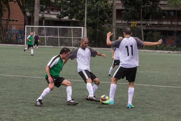 Juegos Deportivos y Recreativos
Juegos Deportivos y Recreativos
Fecha: Octubre 11 de 2014
Para descargar esta fotografía en alta resolución, haga clic sobre la imagen hasta que la misma se despliegue en la pantalla completa; luego dé clic derecho y elija la opción "guardar imagen como". 
En caso de publicación por cualquier medio, solicitamos acompañarla del crédito: "Foto EPM"
Palabras clave: Juegos Deportivos Recreativos fútbol