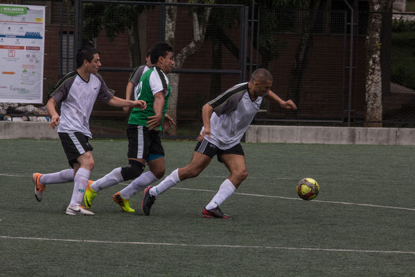Juegos Deportivos y Recreativos
Juegos Deportivos y Recreativos
Fecha: Octubre 11 de 2014
Para descargar esta fotografía en alta resolución, haga clic sobre la imagen hasta que la misma se despliegue en la pantalla completa; luego dé clic derecho y elija la opción "guardar imagen como". 
En caso de publicación por cualquier medio, solicitamos acompañarla del crédito: "Foto EPM"
Palabras clave: Juegos Deportivos Recreativos fútbol